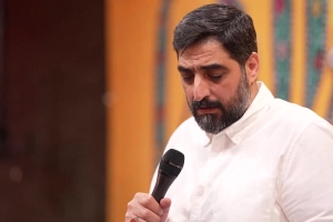 تا که پهن است سفره کرمش - دانلود ویدیو کلیپ مدح و شعرخوانی ولادت امام رضا 1404 سید مجید بنی فاطمه