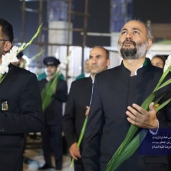 گلباران حرم خواهرامام رضاعلیه السلام