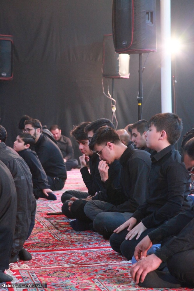 گزارش تصویری گزارش تصویری مراسم احیای شب قدر ۲۳ رمضان ۱۴۰۴