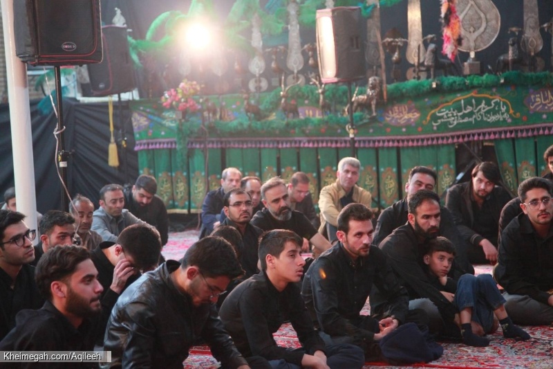 گزارش تصویری گزارش تصویری مراسم احیای شب قدر ۲۳ رمضان ۱۴۰۴