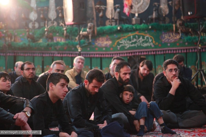 گزارش تصویری گزارش تصویری مراسم احیای شب قدر ۲۳ رمضان ۱۴۰۴