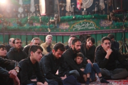 گزارش تصویری گزارش تصویری مراسم احیای شب قدر ۲۳ رمضان ۱۴۰۴
