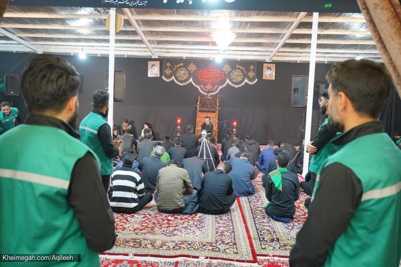 گزارش تصویری گزارش تصویری مراسم احیای شب قدر ۲۰ رمضان ۱۴۰۴