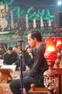 گزارش تصویری گزارش تصویری مراسم احیای شب قدر ۲۰ رمضان ۱۴۰۴