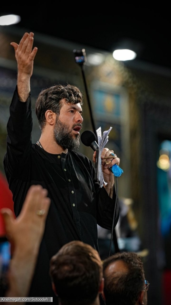 تصویر مراسم هیئت شب شهادت امام رضا (ع) 1405 کربلایی حسین ستوده - حرم امام رضا مشهد مقدس