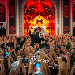 تصویر مراسم هیئت شب شهادت امام رضا (ع) 1405 کربلایی حسین ستوده - حرم امام رضا مشهد مقدس