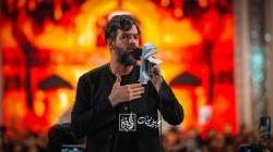 تصویر مراسم هیئت شب شهادت امام رضا (ع) 1405 کربلایی حسین ستوده - حرم امام رضا مشهد مقدس