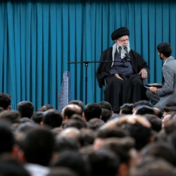 محمد کاویان بیت رهبری
