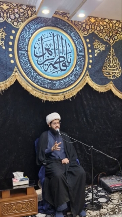 مراسمات هفتگی هیئت خادم الرضا اهواز با نوای شیخ رضا حریزاوی