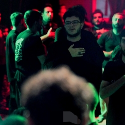طاها پرنلو