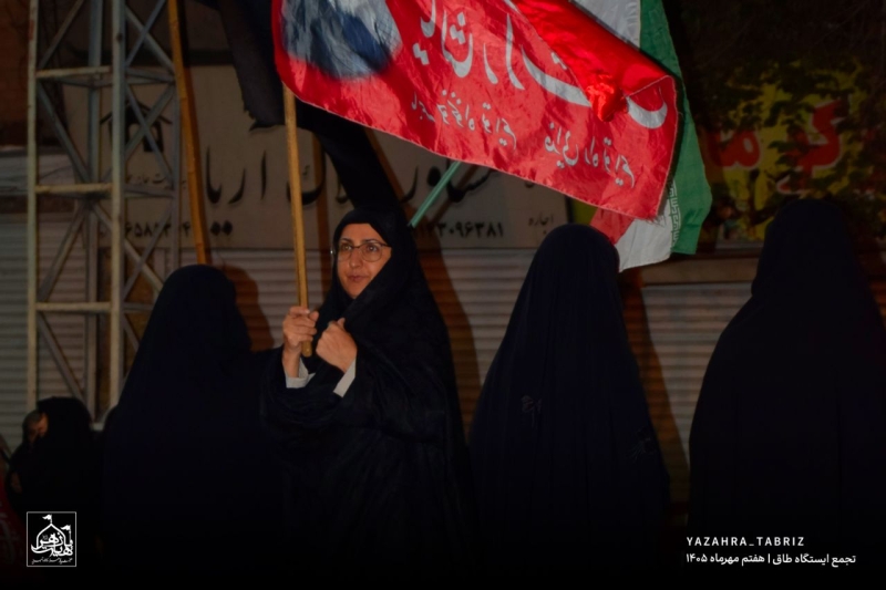 تجمع انقلابی ایستگاه طاق تبریز