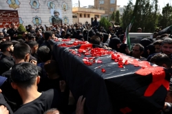 مراسم تشییع پیکر ذاکر با اخلاص خادم الحسین کربلایی علی کلهری