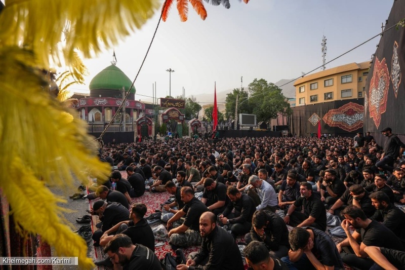تصویر مراسم شب اول محرم 1404 1447 حاج محمود کریمی -  هیئت رایه العباس امامزاده علی اکبر چیذر