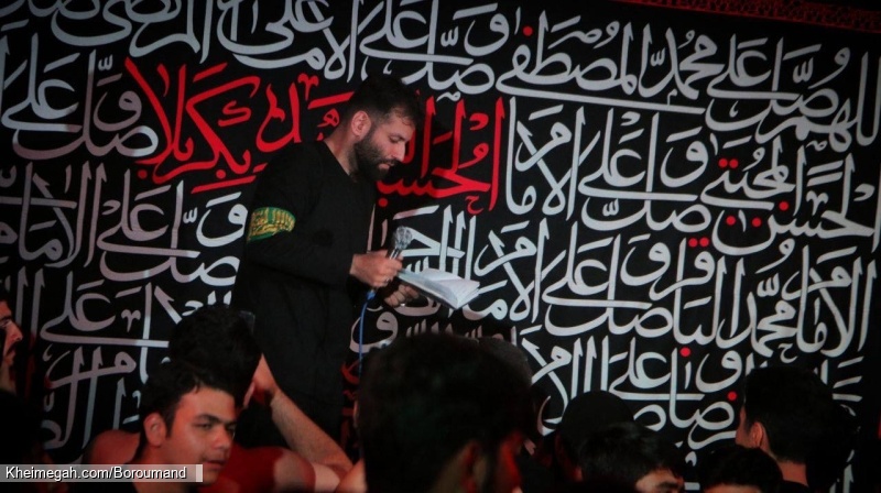 تصویر جلسه هیئت هفتگی خرداد 1404 کربلایی امیر برومند - هیئت حضرت حسن بن علی اصفهان - مراسم روضه