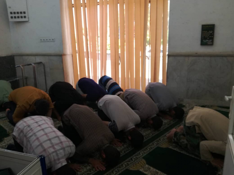 اقامه نماز در ایستگاههای بین راهی