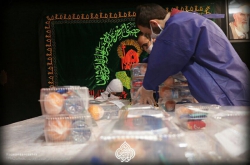 آماده سازی بسته پذیرایی جهت توزیع در بیمارستان