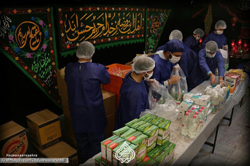 آماده سازی بسته عیدانه برای قشر آسیب پذیر روضه انصارالزهراسلام الله علیها