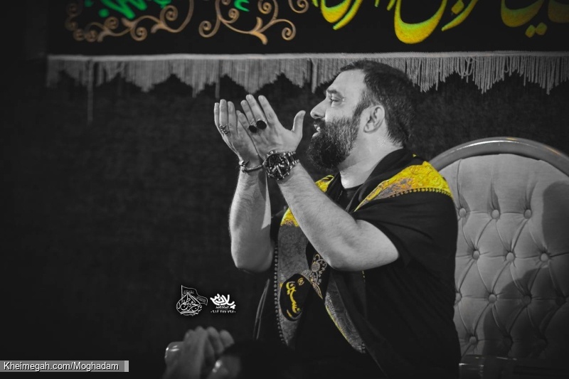 تصویر جلسه هیئت هفتگی 31 اردیبهشت 1404 - کربلایی جواد مقدم - هیئت بین الحرمین تهران - مسجد امام حسین
