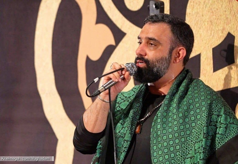 تصویر مراسم شب اول محرم 1404 1447 کربلایی جواد مقدم - هیئت خادم الرضا قم - ورزشگاه شهید حیدریان