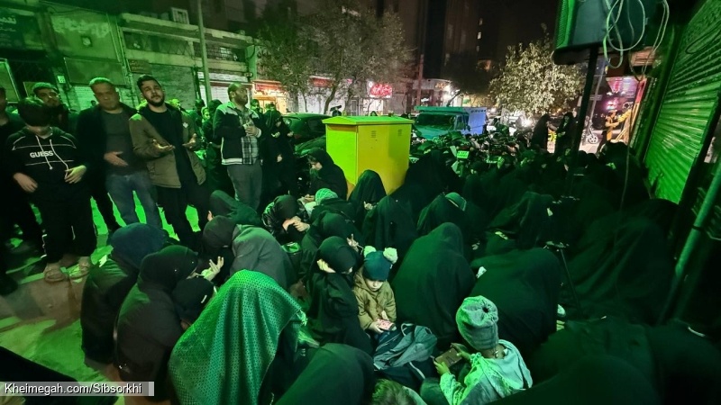 تصویر مراسم شهادت حضرت فاطمه زهرا (س) فاطمیه 17 آبان 1404 - حاج حسین سیب سرخی - هیئت روضت العباس