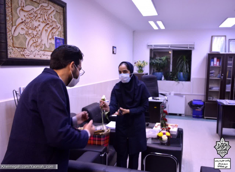 قرار هفتگی همراه با تجلیل از پرستاران و کادر درمان بیمارستان شهید صدوقی(ره)