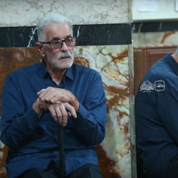 تصویر جلسه هیئت هفتگی 20 مهر 1404 حاج حیدر خمسه - مراسم روضه هفتگی هیئت احرارالحسین (ع)