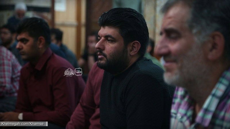 تصویر جلسه هیئت هفتگی 20 مهر 1404 حاج حیدر خمسه - مراسم روضه هفتگی هیئت احرارالحسین (ع)