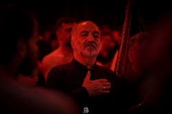 تصویر مراسم هیئت هفتگی 28 آذر 1404 کربلایی نریمان پناهی - هیئت رزمندگان مکتب الحسین امامزاده معصوم