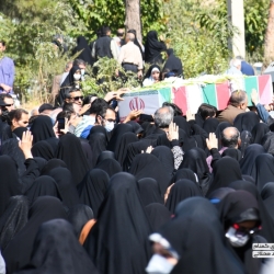 تشییع پیکر شهید سلمان امیر احمدی مدافع امنیت در گلزار شهدای گمنام شهرک شهید محلاتی در 18 مهر 1401