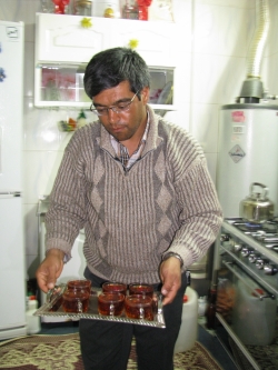 تدارکات و پذیرایی آقای تقی زاده