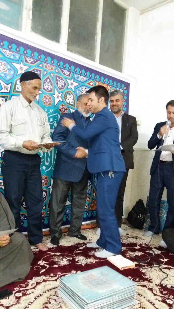 تجلیل از خادمان و مادحین و سخنرانان هیئت