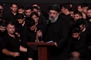 غمت ویرانه کرده مامانم را آشیانم را - دانلود ویدئو مداحی واحد شب سوم محرم 1404 1447 حاج محمود کریمی